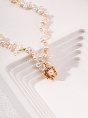 Camellia Vintage Pearl Necklace 0100 — Timeless Elegance with a Touch of Romance