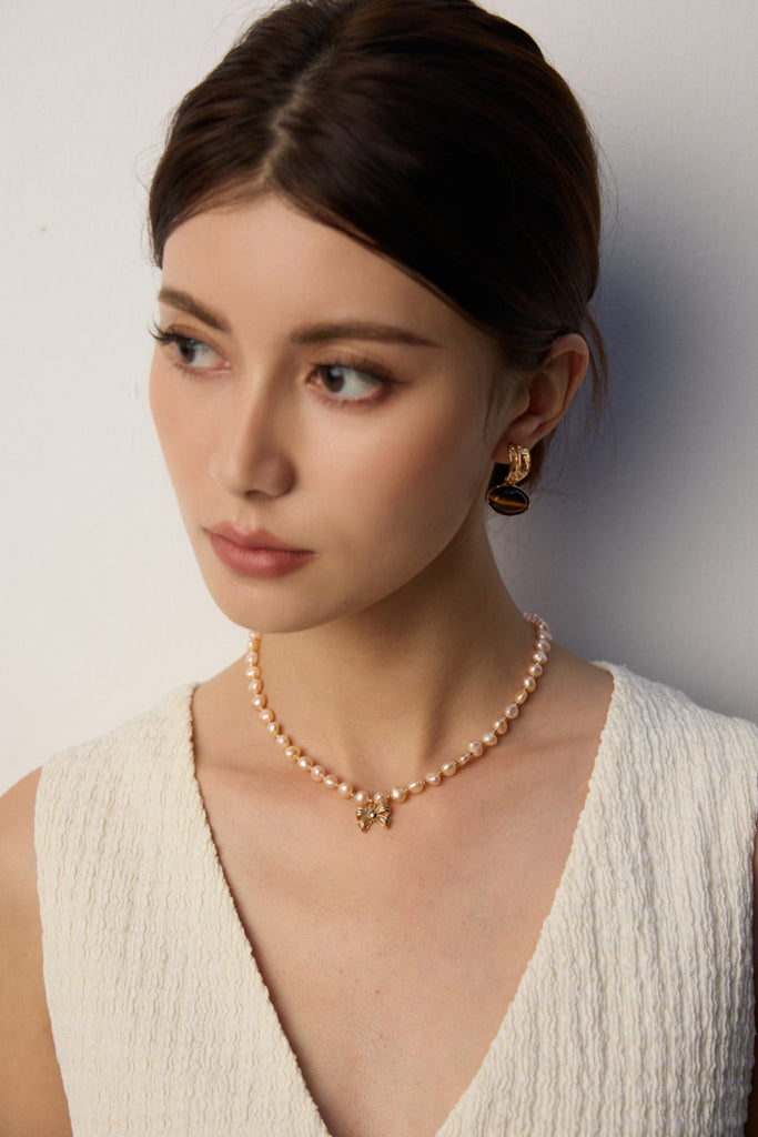Pink Pearl Necklace with Bow Pendant D0583