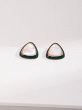 Load image into Gallery viewer, Vintage Earrings E01020