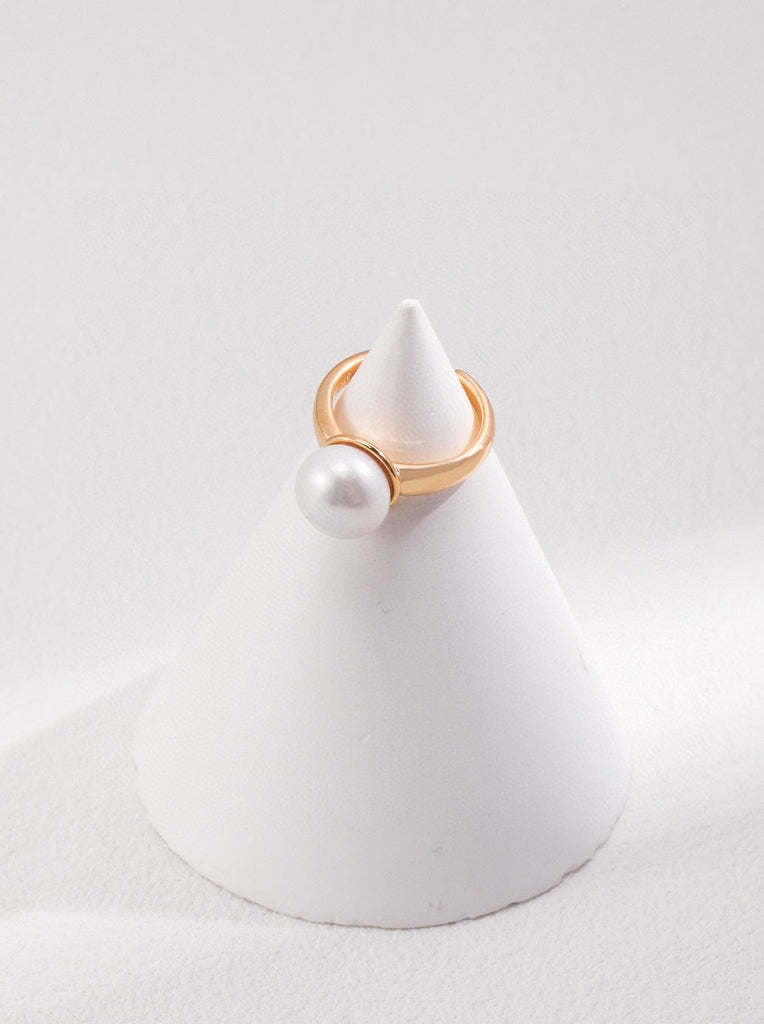 Minimalist Pearl Ring J0054
