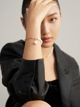 Load image into Gallery viewer, French Style Baroque Pearl Bracelets