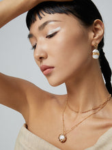 Load image into Gallery viewer, Vintage Baroque Pearl Earrings