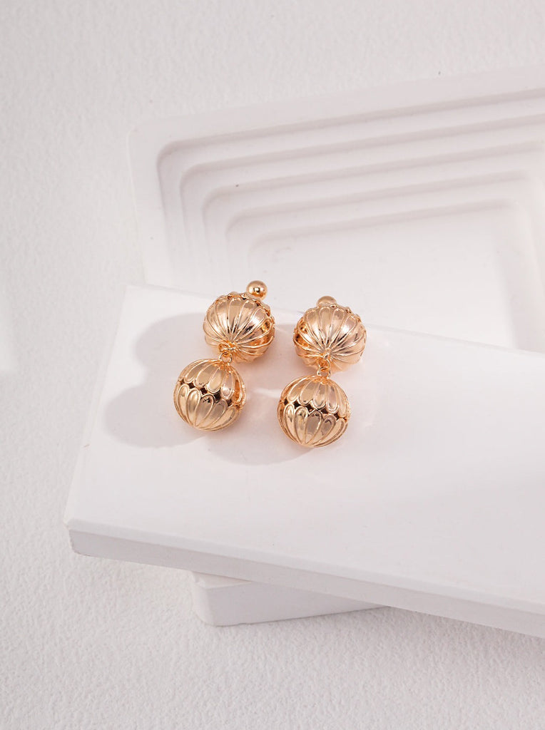 Vintage Ball Sterling Silver Earrings