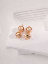 Load image into Gallery viewer, Vintage Ball Sterling Silver Earrings