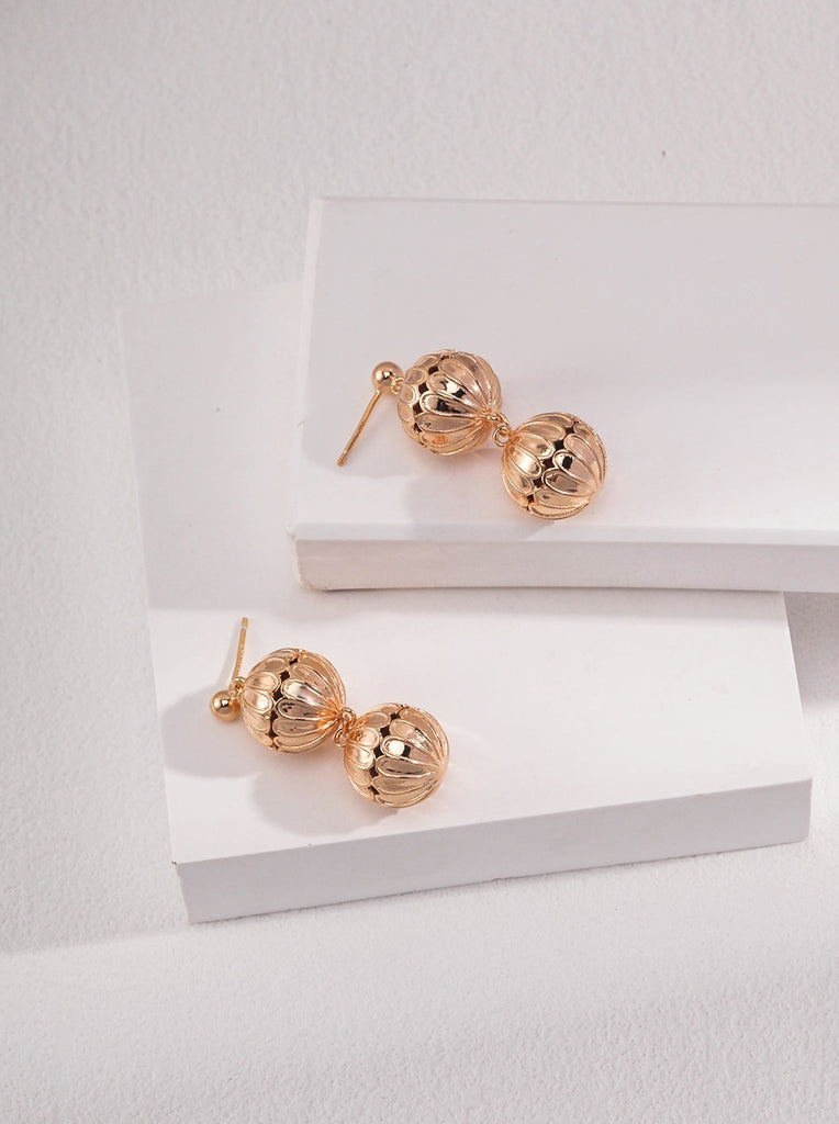 Vintage Ball Sterling Silver Earrings