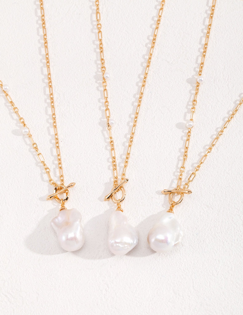 Baroque pearl necklace D0350