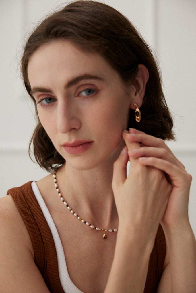 Tiger's Eye Pendant Pearl Necklace D0466