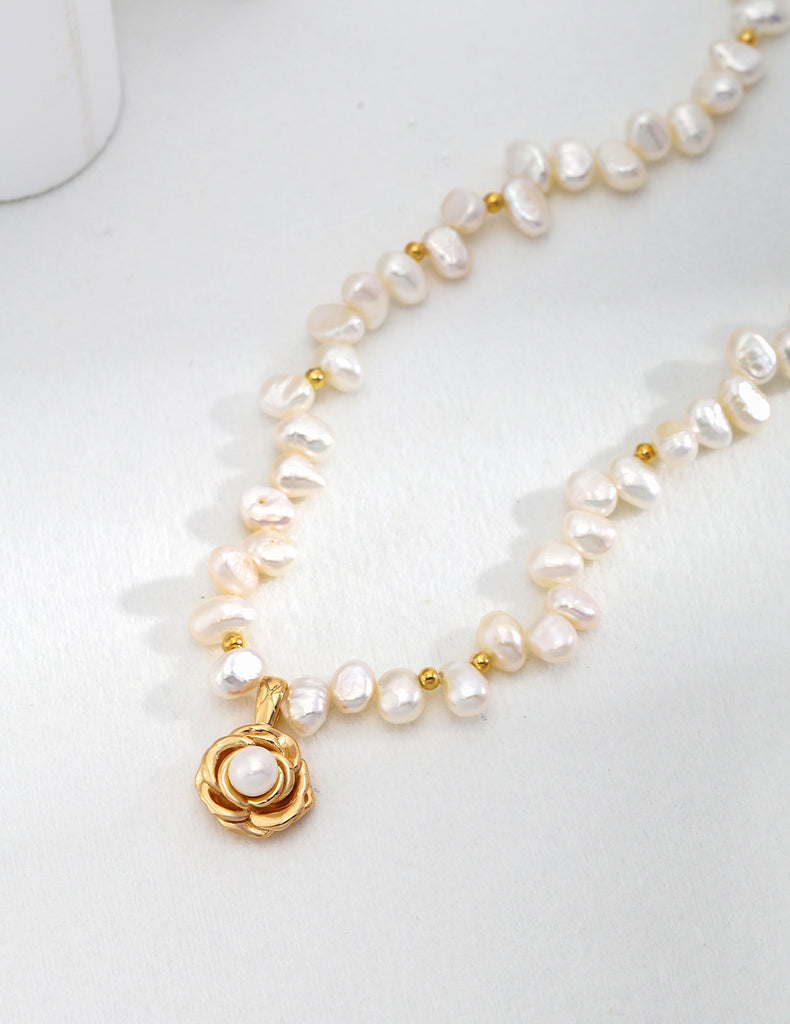 Camellia Pearl Necklace D0484