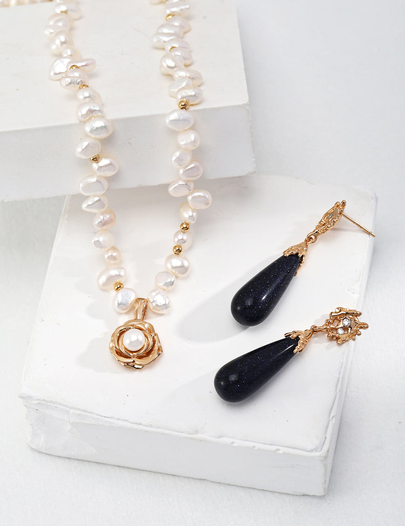 Camellia Pearl Necklace D0484