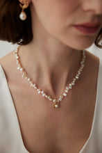 Load image into Gallery viewer, Camellia Pearl Necklace D0484