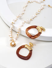 Load image into Gallery viewer, Camellia Pearl Necklace D0484