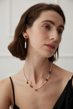 Load image into Gallery viewer, Pearl Tiger Eye Necklace D0458