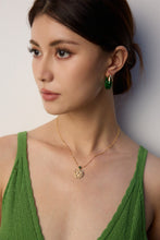 Load image into Gallery viewer, Vintage Zircon Pendant Necklace D0597