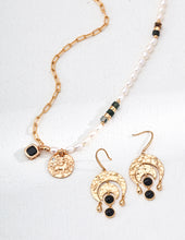 Load image into Gallery viewer, Natural Pearls Water Grass Agate Zirconia Necklace D0605