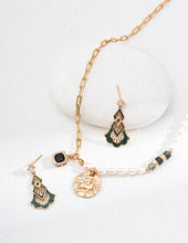 Load image into Gallery viewer, Natural Pearls Water Grass Agate Zirconia Necklace D0605