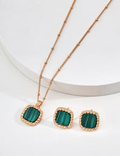 Load image into Gallery viewer, Simple Zirconia Natural Malachite Necklace  D0570