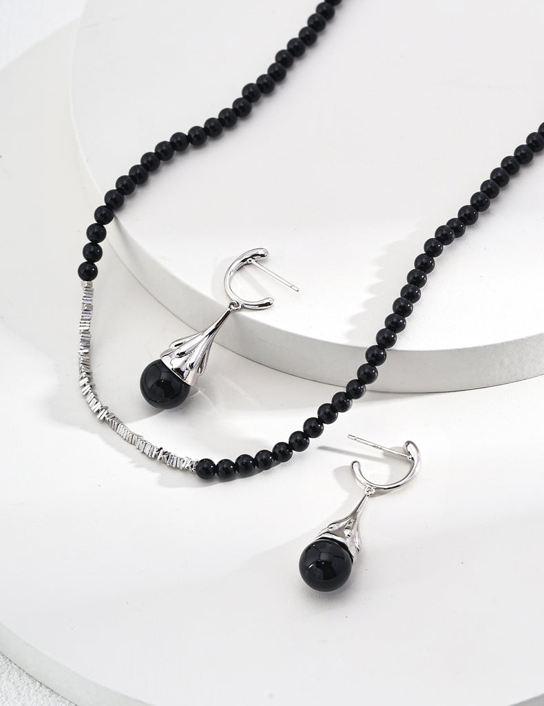 Simple Black Agate Necklace D0552