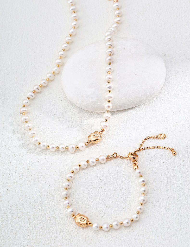 Natural Pearl Necklace D0587
