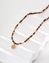 Load image into Gallery viewer, Vintage-style Natural Pearl Necklace D0615