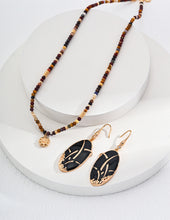 Load image into Gallery viewer, Vintage-style Natural Pearl Necklace D0615