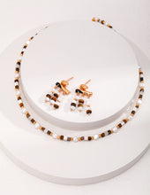 Load image into Gallery viewer, Retro Gold Necklace D0442