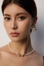 Load image into Gallery viewer, Vintage Natural Pearl Butterfly Necklace D0580