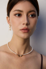 Load image into Gallery viewer, Vintage Natural Pearl Butterfly Necklace D0580