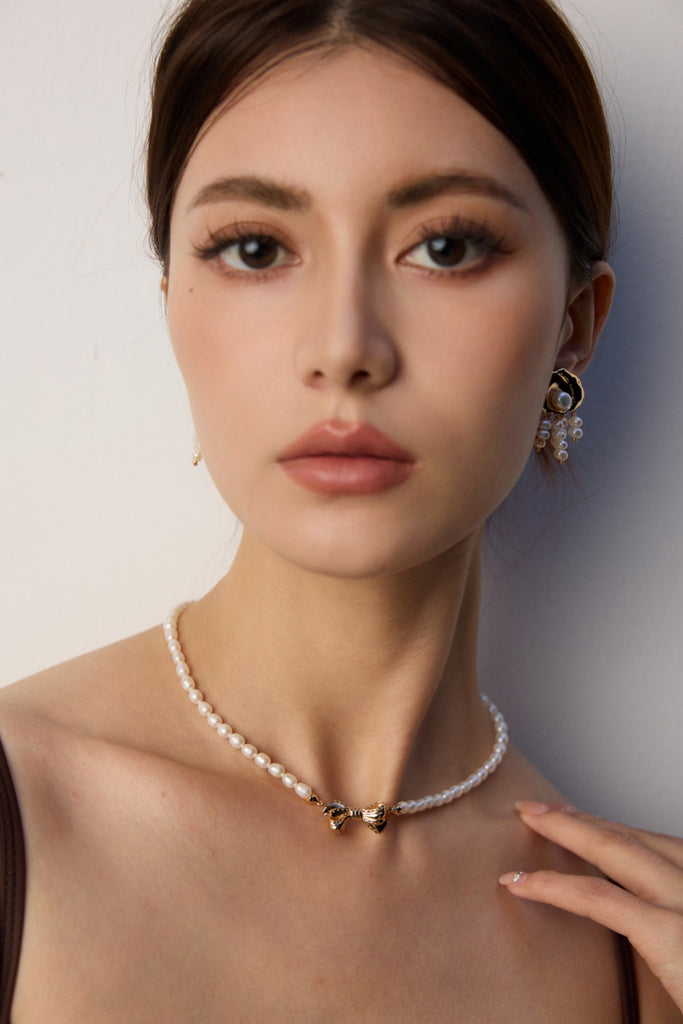 Vintage Natural Pearl Butterfly Necklace D0580