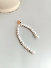 Load image into Gallery viewer, Long Natural Pearl Earrings (single) E0701