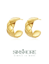 Load image into Gallery viewer, Sterling Silver C-Shaped Earrings E0622