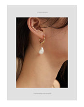 Load image into Gallery viewer, Baroque Pearl Earrings with 2 Wearing Ways E0696
