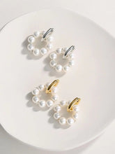 Load image into Gallery viewer, Garland Shell Pearls Earrings E0710