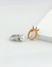 Load image into Gallery viewer, J0056Shell Pearl Adjustable Open Ring J0056