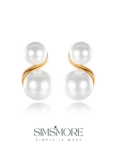Load image into Gallery viewer, Minimalist Shell Pearl Earrings E0669