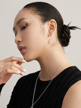 Load image into Gallery viewer, Natural Peridot Silver Earrings E0785