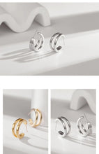 Load image into Gallery viewer, Silver c-shaped earrings E0717