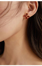 Load image into Gallery viewer, Red Oil-drop Glaze Earrings E0683