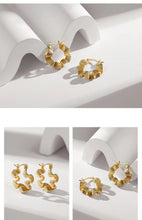 Load image into Gallery viewer, Sterling Silver Wreath Earrings E0723