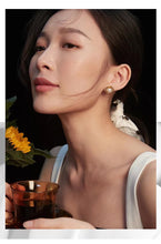 Load image into Gallery viewer, Sunflower Natural Pearl Earrings E0646