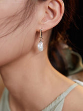 Load image into Gallery viewer, Baroque Pearl Geometric Earrings E0729