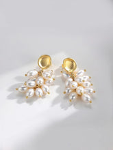 Load image into Gallery viewer, Grape Natural Pearl Earrings E0618