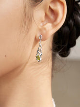 Load image into Gallery viewer, Natural Peridot Silver Earrings E0785