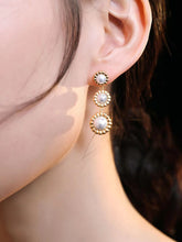 Load image into Gallery viewer, Three Flowers Imitation Pearl Earrings E0613