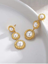 Load image into Gallery viewer, Three Flowers Imitation Pearl Earrings E0613